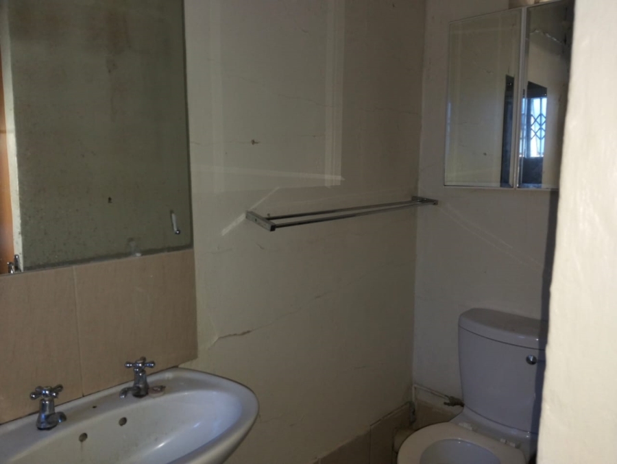 To Let 1 Bedroom Property for Rent in Mthata Eastern Cape